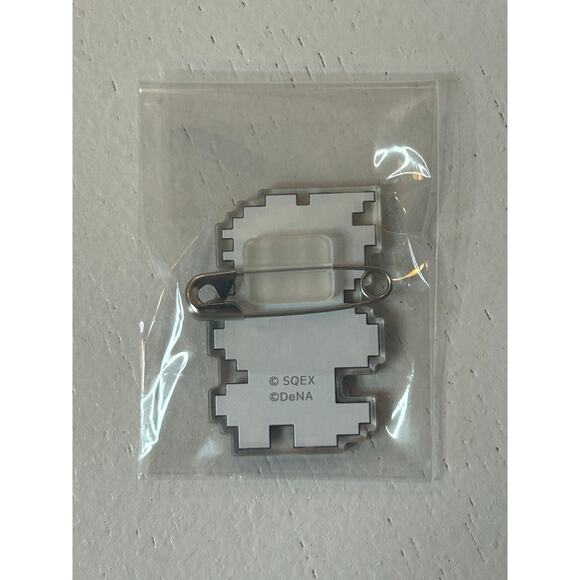 Final Fantasy Acrylic Badge Cloud Strife - Picture 2 of 3